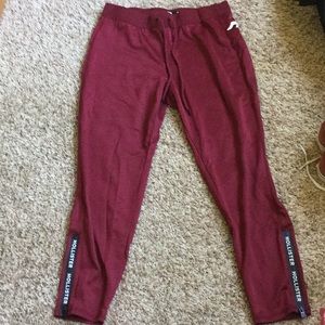 maroon sweatpants💕